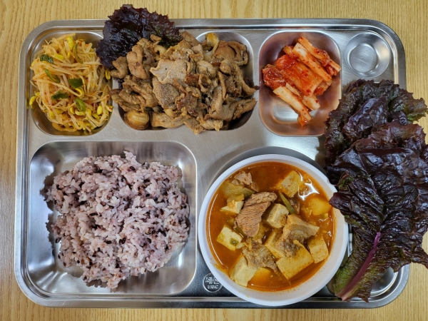 최근 오픈한 고객사 일반 식단~